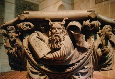 Moses with horns 